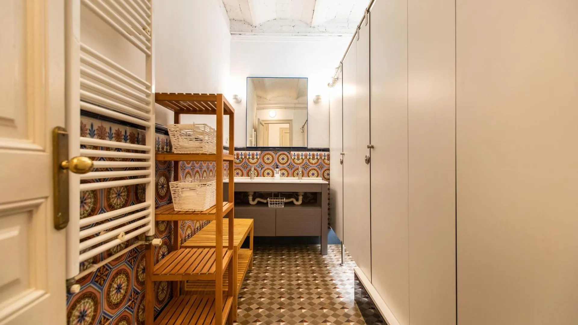 Daire B41 - Apartamento Para Grandes Grupos En Bcn Centro Barselona