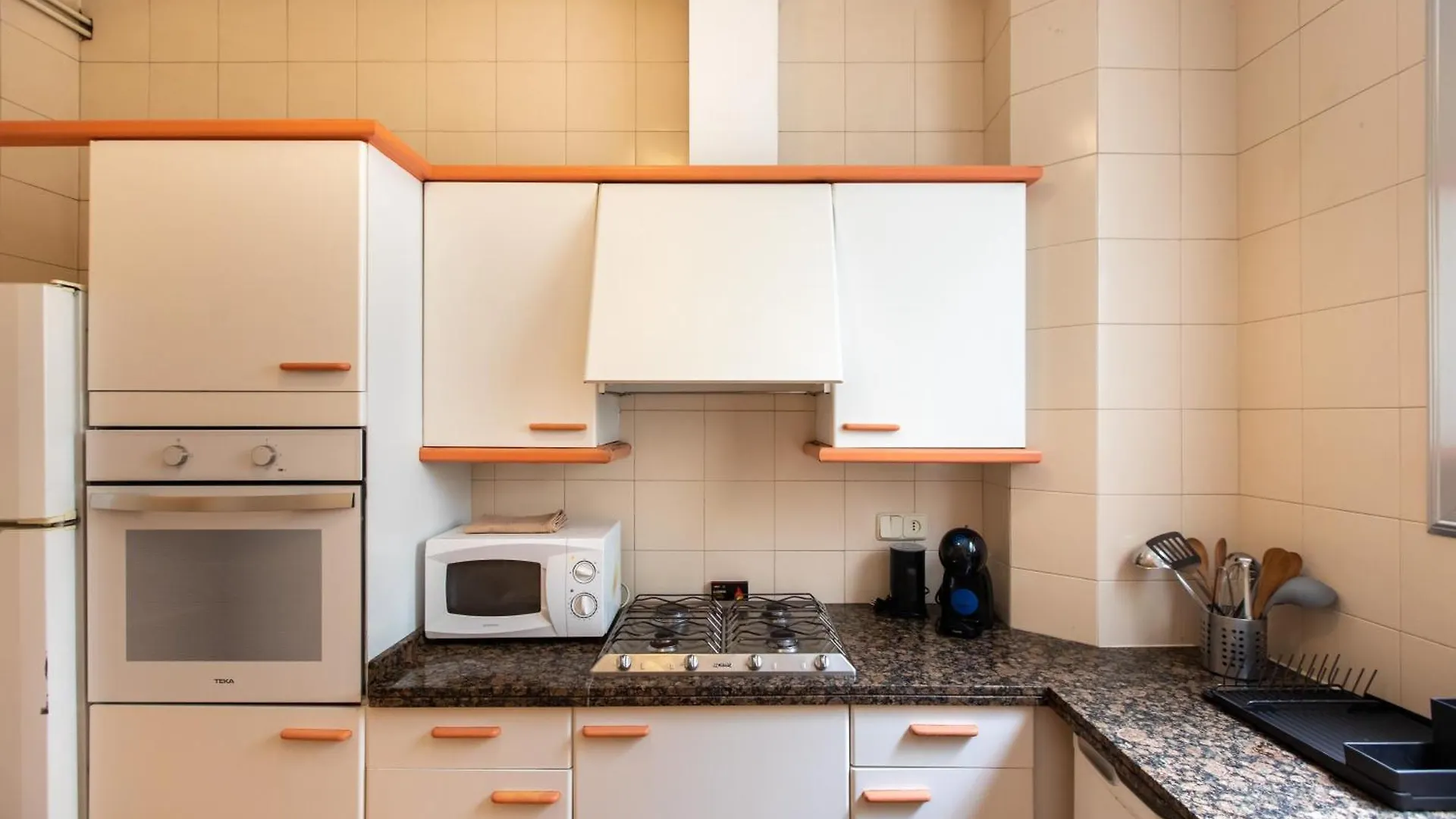 Daire B41 - Apartamento Para Grandes Grupos En Bcn Centro Barselona