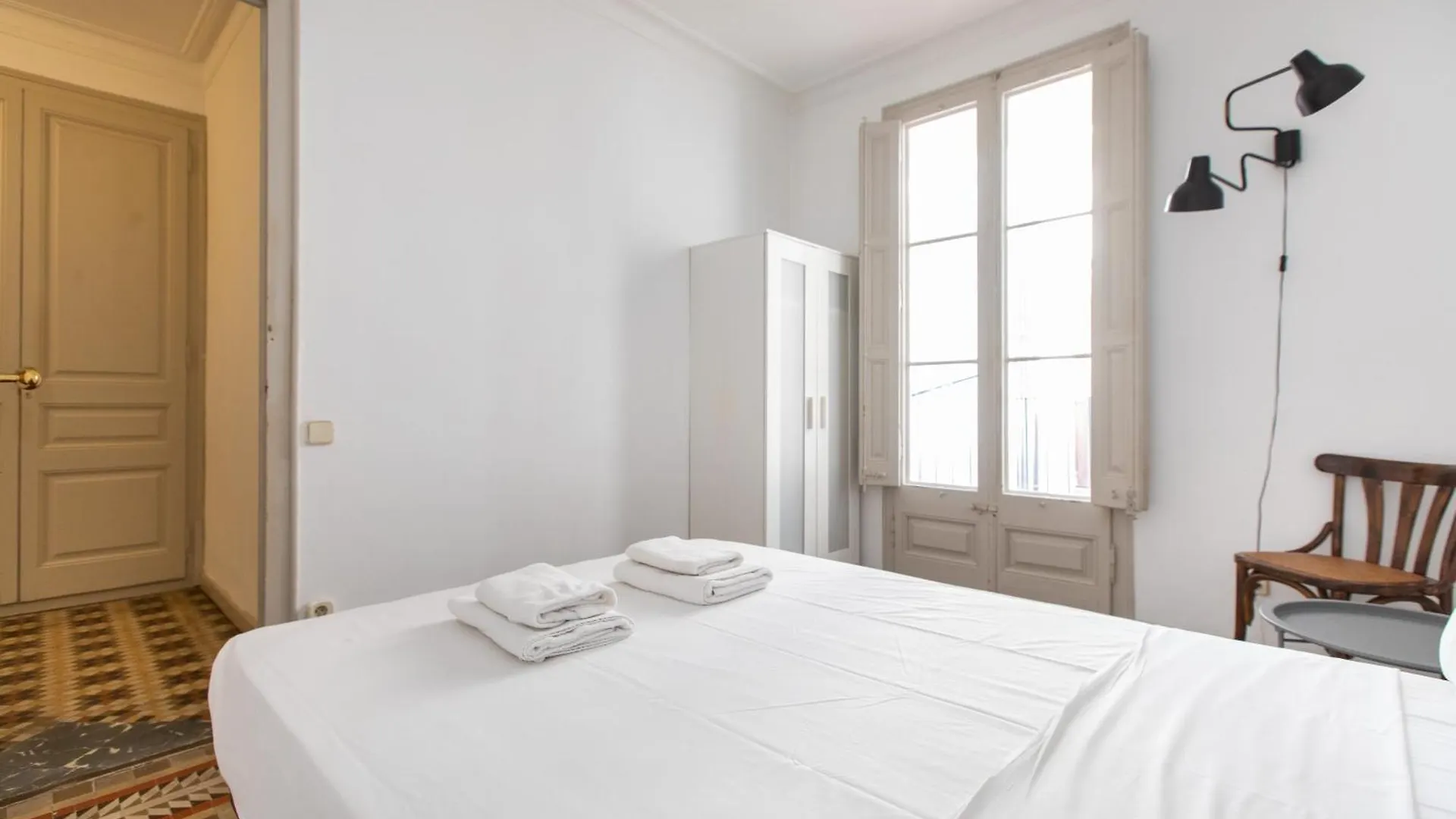 Daire B41 - Apartamento Para Grandes Grupos En Bcn Centro Barselona